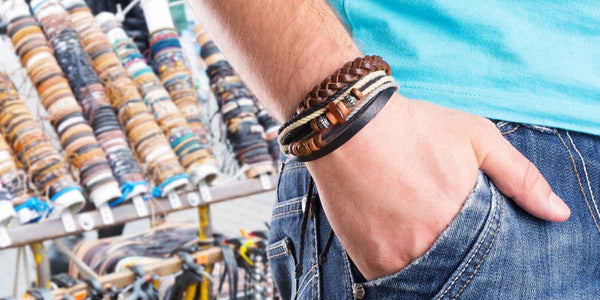 Armbänder aus Echtleder