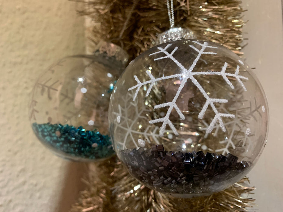 KI-generiertes Bild,3 Design Weihnachtskugeln 8cm Klar Gefüllt Kunststoff Dekokugel Baumkugel