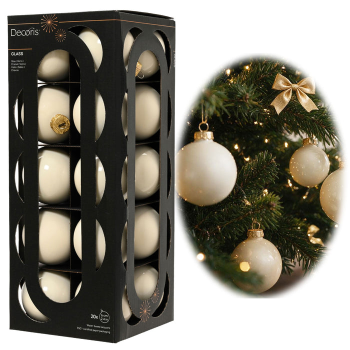 KI-generiertes Bild 18-20 Design Glas Weihnachtskugeln 6cm Woll-Weiß Christbaum Dekokugel