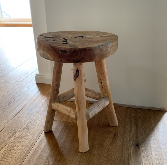 KI-generiertes Bild,Sitzhocker Teak Holz Hocker 42cm Braun Massiv Blumenhocker Beistelltisch Nachttisch