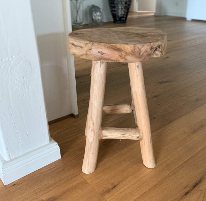 KI-generiertes Bild,Sitzhocker Teak Holz Hocker 42cm Braun Massiv Blumenhocker Beistelltisch Nachttisch