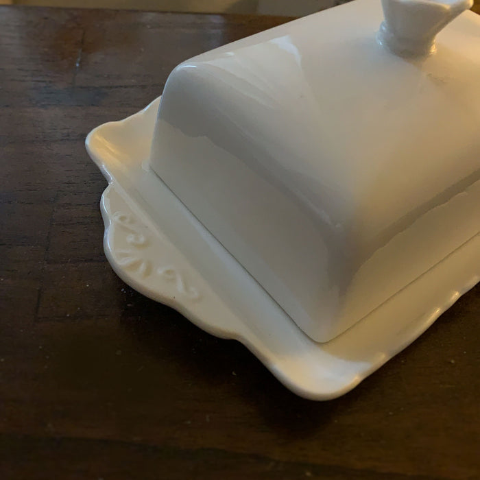 KI-generiertes Bild,Vintage XL Porzellan Butterdose 19cm Weiß Deckel 250g Butterglocke Butterschale