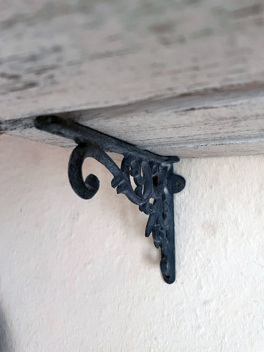 KI-generiertes Bild,Vintage Regalwinkel Grau 18cm Gusseisen Regalträger Winkel Konsole Halterung