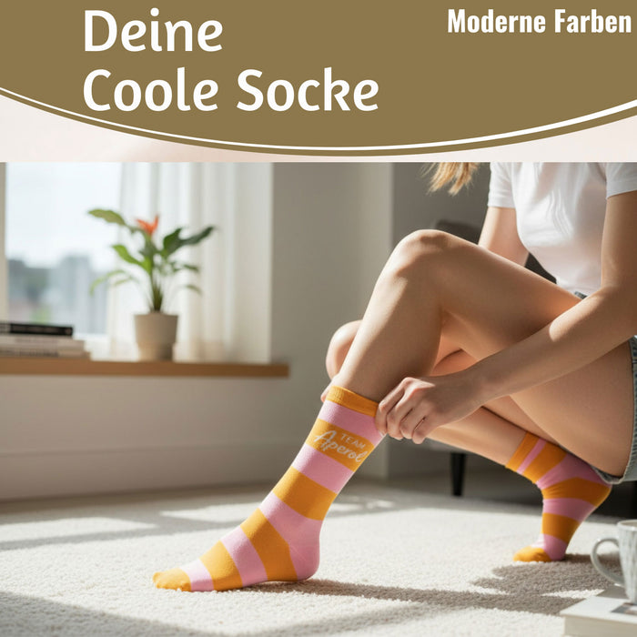 KI-generiertes Bild,Coole lustige Socke Gr. 36-40 Spruch "Team Aperol" Rosa Damen Witzig Geschenk