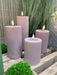 KI-generiertes Bild,Real Flame 3D LED Stumpenkerze 10x10cm Lila Echtwachs flackernde Kerze