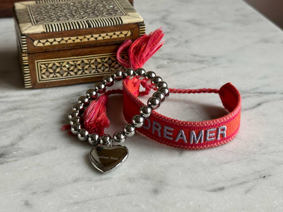 KI-generiertes Bild,Elegantes Damen Kugelarmband 17cm Paris mit Herz Edelstahl Silber elastisch