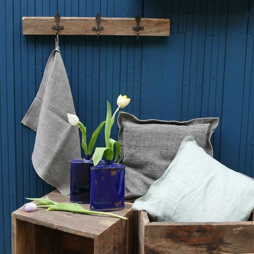 KI-generiertes Bild,Vintage Wand-Garderobe 60cm Fundholz 3 Haken Braun Garderoben-Leiste