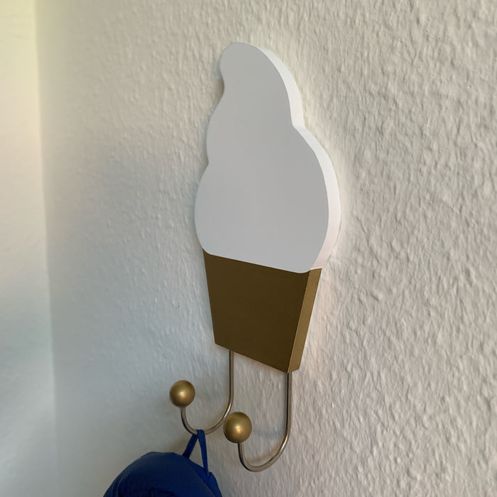 KI-generiertes Bild,JaBaDaBaDo Holz Kinder Kleiderhaken Eis Weiß Gold 22cm Deko Wandhaken R16040