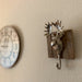 KI-generiertes Bild,2 Garderobenhaken Holz Alu Hirsch-Kopf Braun Set Wandhaken Wand-Garderobe