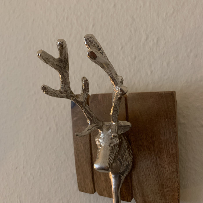 KI-generiertes Bild,2 Garderobenhaken Holz Alu Hirsch-Kopf Braun Set Wandhaken Wand-Garderobe