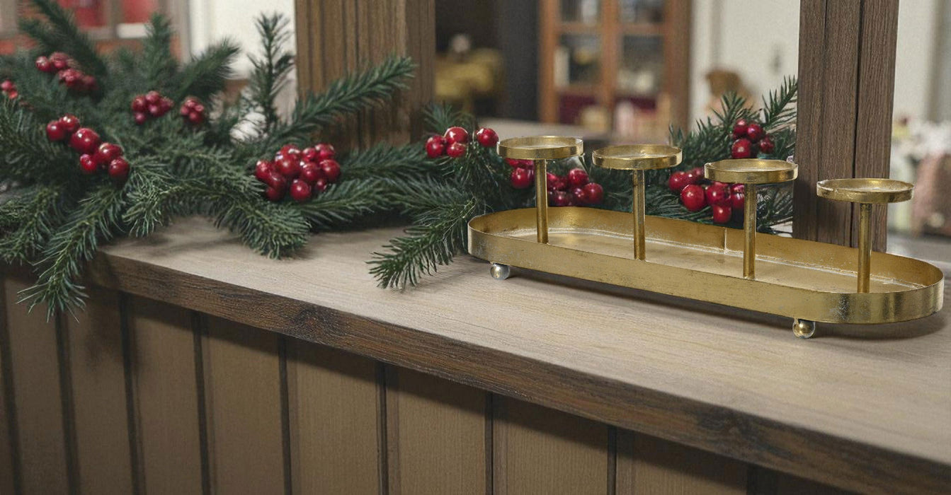 KI-generiertes Bild,Antike Kerzenschale Eisen 48cm Gold Stumpenkerze Kerzenständer Kerzenleiste