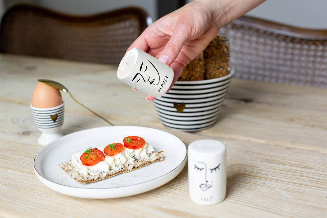KI-generiertes Bild,2-fach Salzstreuer Pfefferstreuer Salt & Pepper Creme Weiß 6cm Porzellan