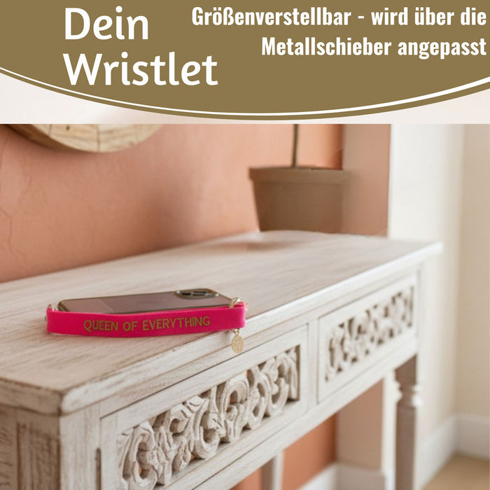 KI-generiertes Bild,Crossbody Handykette Queen Pink Gold 2 Karabiner zum Umhängen Smartphones