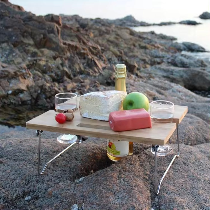KI-generiertes Bild,Holz Picknicktisch 38x28cm klappbar kleiner Weintisch Outdoor Garten Camping