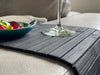 KI-generiertes Bild,Holz Sofatablett Schwarz 44x24cm flexibles Couchtablett Armlehnen Ablage