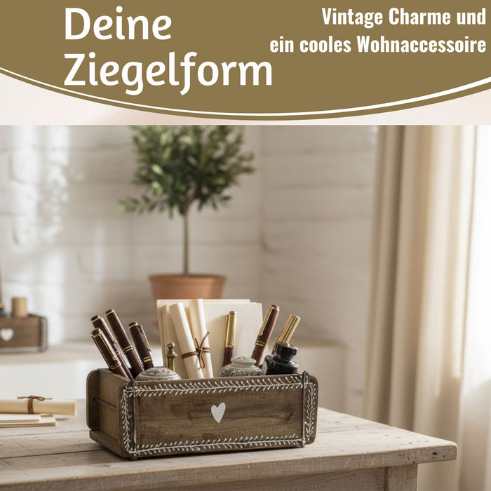 KI-generiertes Bild,Holz Ziegelform Unika 31x15cm Herz Braun alte Backsteinform Cutlery Deko