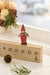 KI-generiertes Bild,Vintage Holz Adventskalender gehendes Wichtelmännchen 50cm Countdown Xmas Deko
