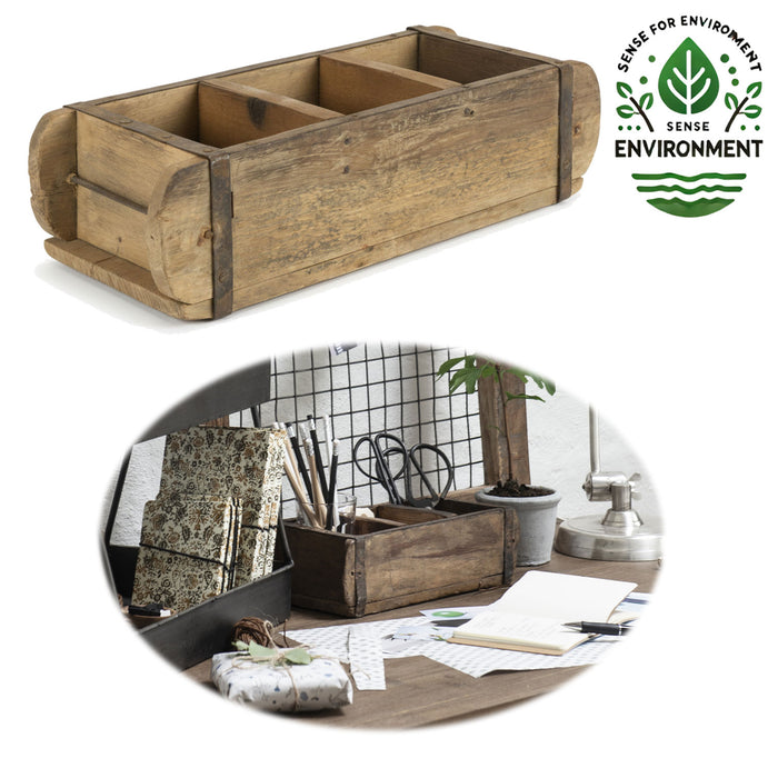 KI-generiertes Bild IB Laursen Holz Ziegelform Unika 31x9cm Braun 3-fach alte Backsteinform Cutlery Deko