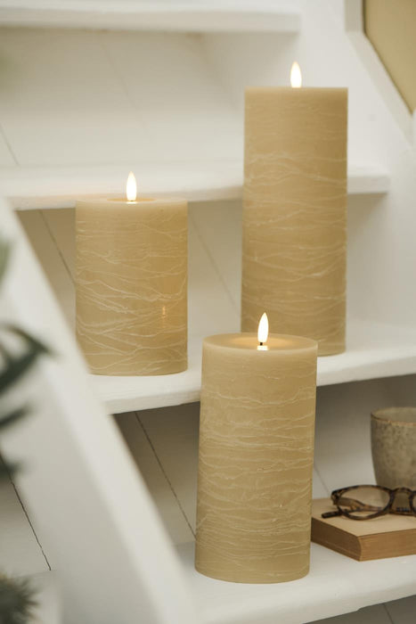 KI-generiertes Bild,IB Laursen 3D LED Stumpenkerze 15cm Beige Nyhavn Echtwachs flackernde Blockkerze