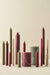 KI-generiertes Bild,Exklusive Stabkerzen Ribe Rustik 4´er Set Bordeauxrot 18x2,2cm Made in Denmark Spitzkerzen