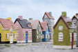 KI-generiertes Bild,Teelichthaus Lichterhaus Nyhavn 14cm Rosa Blau Keramik Fachwerkhaus Teelichthalter