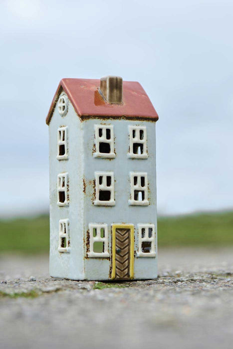 KI-generiertes Bild,Teelichthaus Lichterhaus Nyhavn 20cm Türkis Keramik Fachwerkhaus Teelichthalter