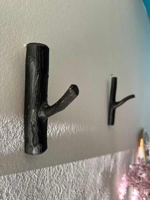 KI-generiertes Bild,Vintage Holz Garderobenhaken Ast Schwarz 3´er Set Teak Kleiderhaken Wandhaken