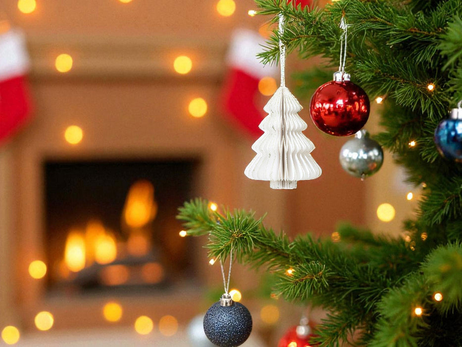 KI-generiertes Bild,3x Papier Tannenbaum Weiß - goldener Rand - 8cm Deko-Anhänger Weihnachten Baumschmuck