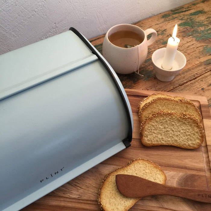 KI-generiertes Bild,Vintage Brotkasten Ice Blau 34cm Metall Retro Brotbox Aufbewahrungskorb
