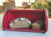 KI-generiertes Bild,Vintage Brotkasten Rot 34cm Metall Retro Brotbox Aufbewahrungskorb
