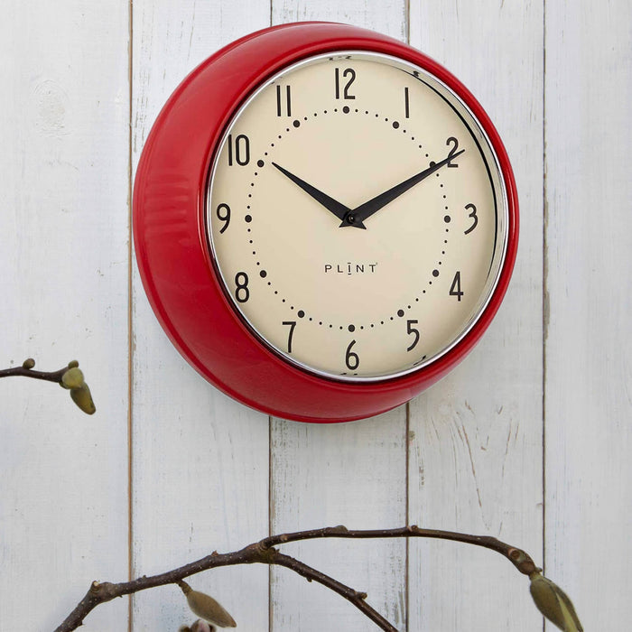 KI-generiertes Bild,Nostalgische Metall Wanduhr Rot 23cm Vintage Küchenuhr Bürouhr Retro Look