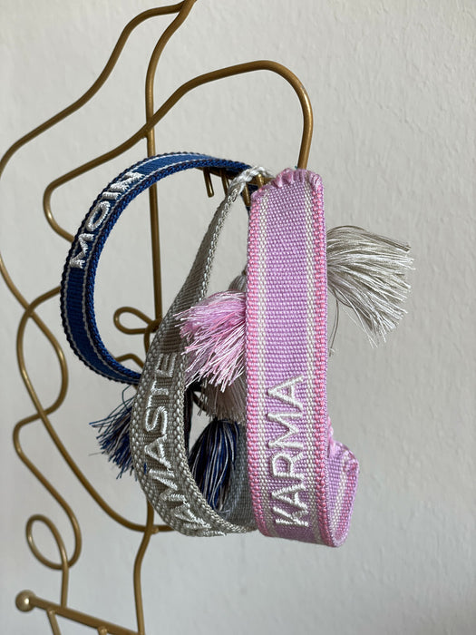 KI-generiertes Bild,Schmuckständer Mailand 37cm Gesicht Gold Schmuckhalter Antik Armbandständer