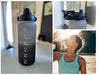 KI-generiertes Bild,XXL Wasserflasche 2000ml Grau Sportflasche Trinkflasche Klappdeckel auslaufsicher