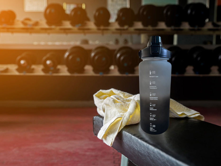 KI-generiertes Bild,XXL Wasserflasche 2000ml Grau Sportflasche Trinkflasche Klappdeckel auslaufsicher