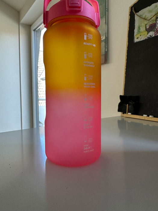 KI-generiertes Bild,XXL Wasserflasche 2000ml Pink Sportflasche Trinkflasche Klappdeckel auslaufsicher