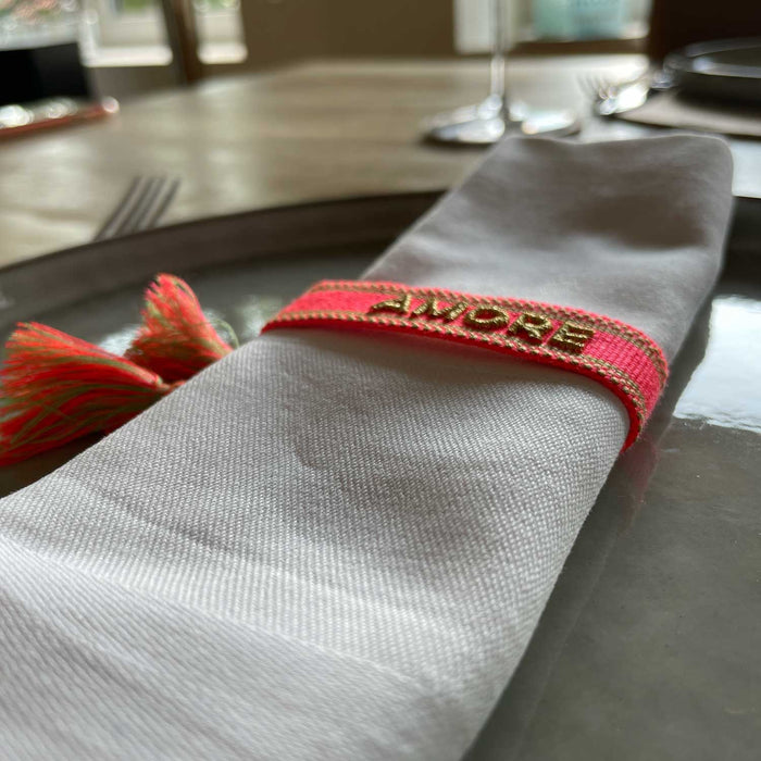 KI-generiertes Bild,Canvas Statement Armband Amore ?? Neon Gold Quasten besticktes Webarmband