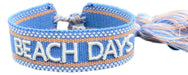 KI-generiertes Bild,Canvas Statement Armband Beach Days Quasten besticktes Webarmband
