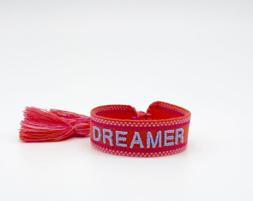KI-generiertes Bild,Canvas Statement Armband Dreamer Rot Grau Quasten besticktes Webarmband