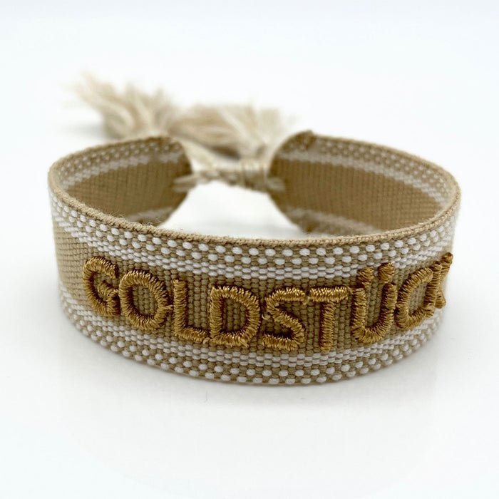 KI-generiertes Bild,Canvas Statement Armband Goldstück Quasten besticktes Webarmband