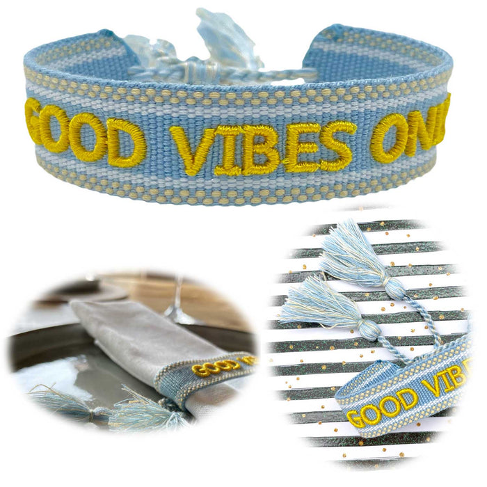 KI-generiertes Bild Canvas Statement Armband Good Vibes Blau Quasten besticktes Webarmband