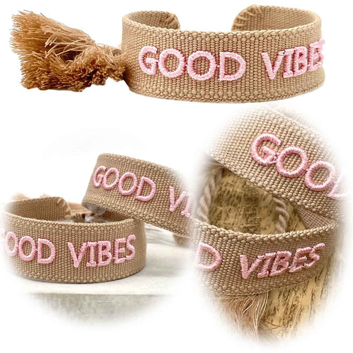 KI-generiertes Bild Canvas Statement Armband Good Vibes Braun / Taupe Rose Quasten besticktes Webarmband