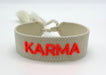KI-generiertes Bild,Canvas Statement Armband Karma Beige Neon Quasten besticktes Webarmband