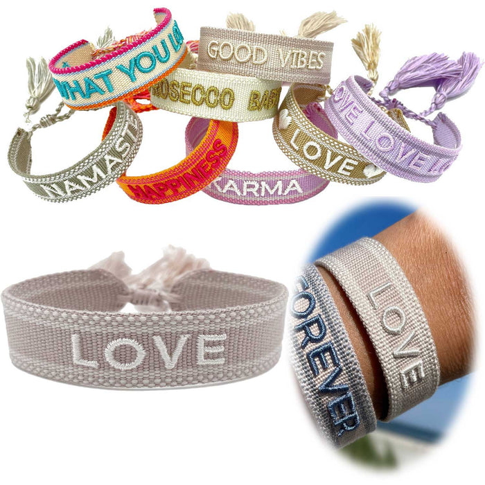 KI-generiertes Bild,Canvas Statement Armband LOVE Quasten besticktes Webarmband