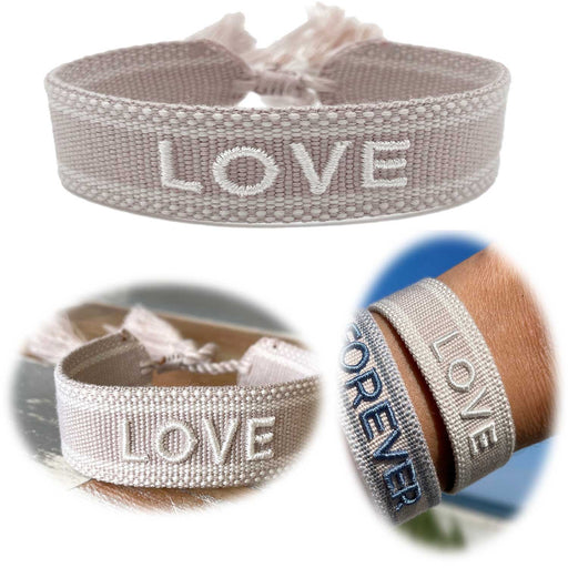 KI-generiertes Bild Canvas Statement Armband LOVE Quasten besticktes Webarmband