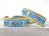 KI-generiertes Bild,Canvas Statement Armband Love Peace Happiness Quasten besticktes Webarmband