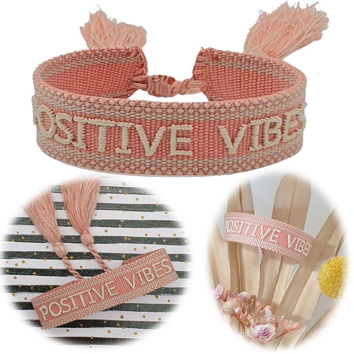 KI-generiertes Bild Canvas Statement Armband Positive Vibes Rosa Weiß Quasten besticktes Webarmband