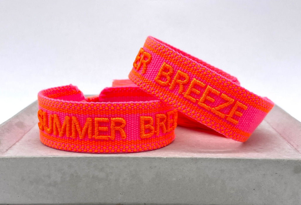 KI-generiertes Bild,Canvas Statement Armband Summer Breeze Neon Quasten besticktes Webarmband