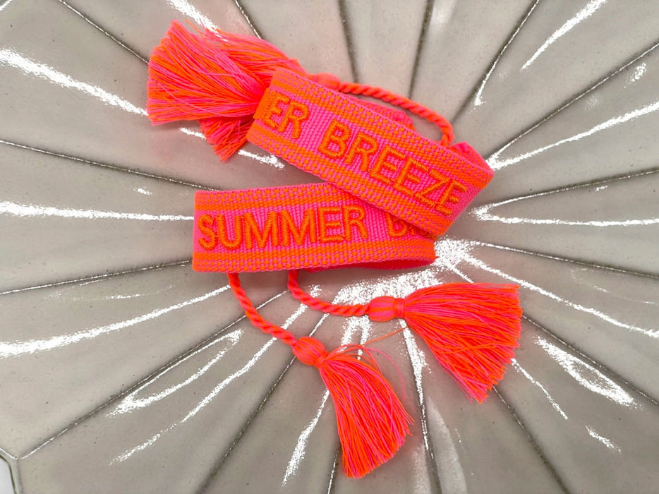 KI-generiertes Bild,Canvas Statement Armband Summer Breeze Neon Quasten besticktes Webarmband