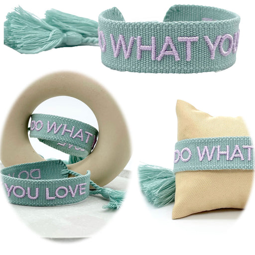 KI-generiertes Bild Canvas Statement Armband Do what you Love Quasten besticktes Webarmband