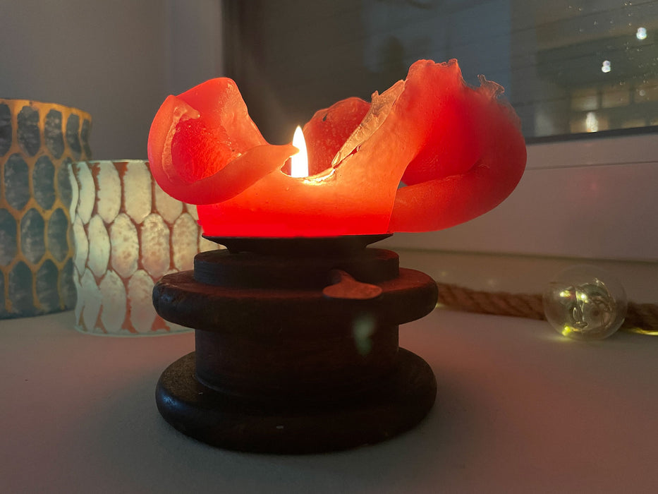 KI-generiertes Bild,Holz Kerzenständer Nähspule 10cm Teak Kerzenhalter für Stumpenkerze